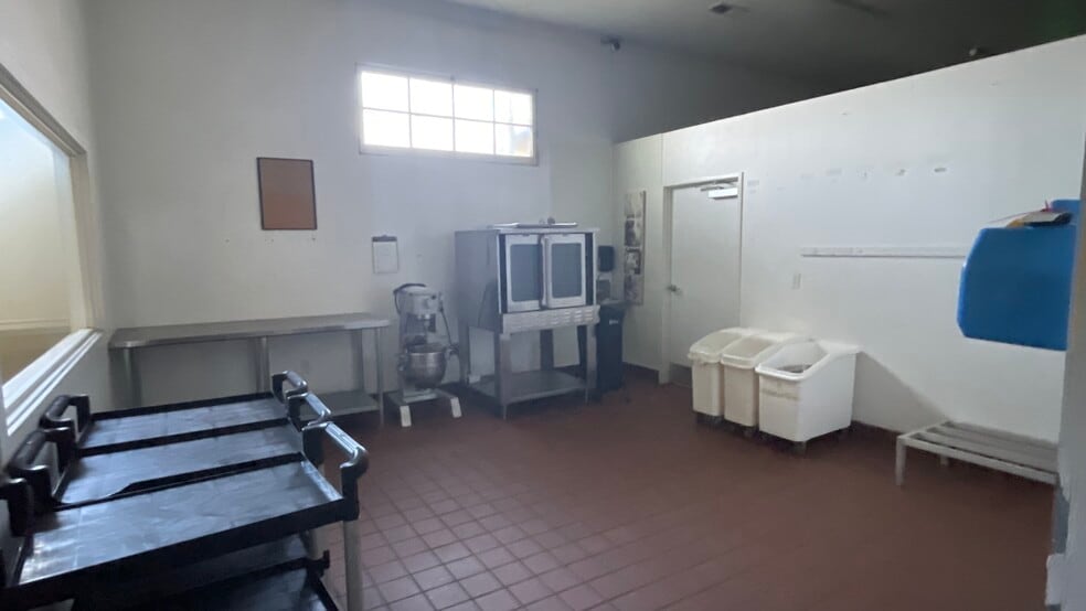 More Photos Of 1050 S Santa Fe Ave, Vista Lodge Meeting Hall For Sale