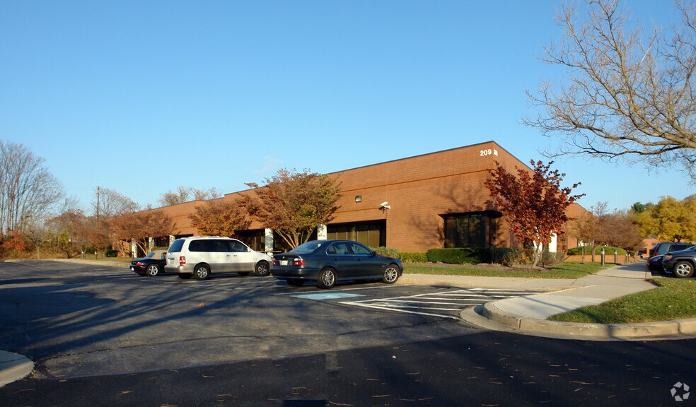 More Photos Of 209 Perry Pky, Gaithersburg Flex For Lease