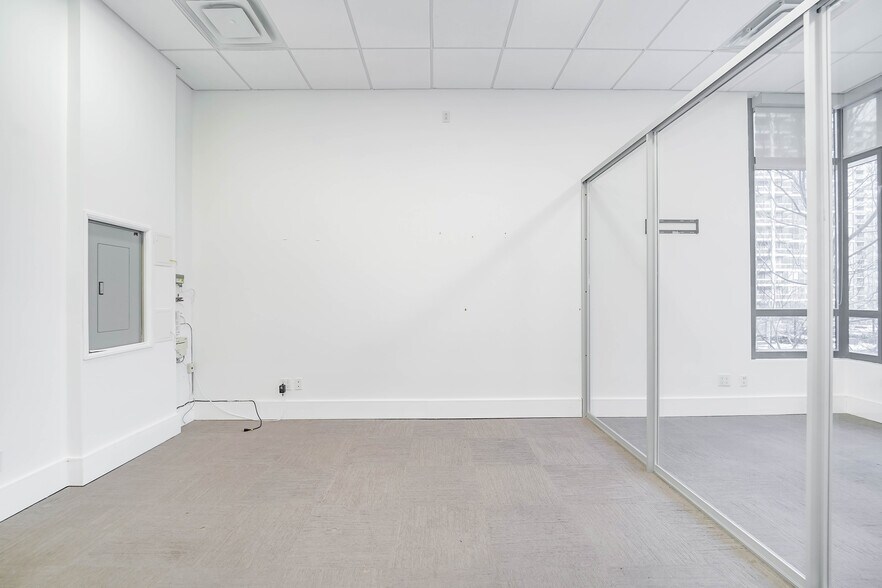 More Photos Of 4763-4789 Yonge St, Toronto Office Residential For Sale