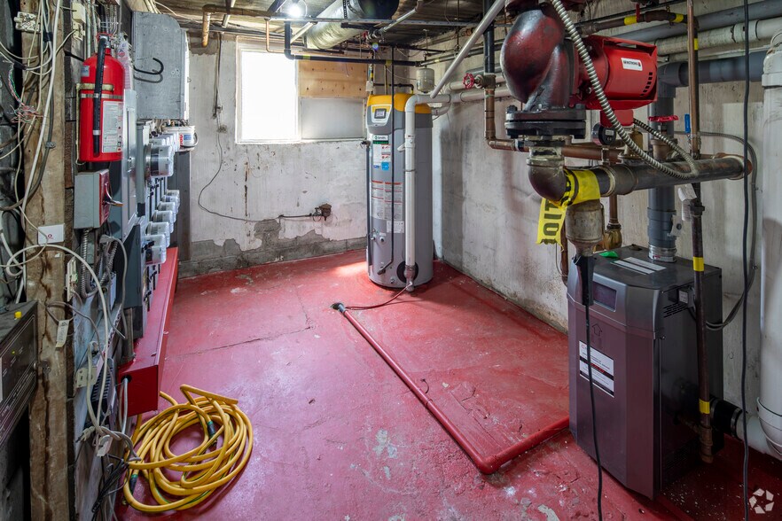 More Photos Of 27 Hotspur Rd, Toronto Apartments For Sale