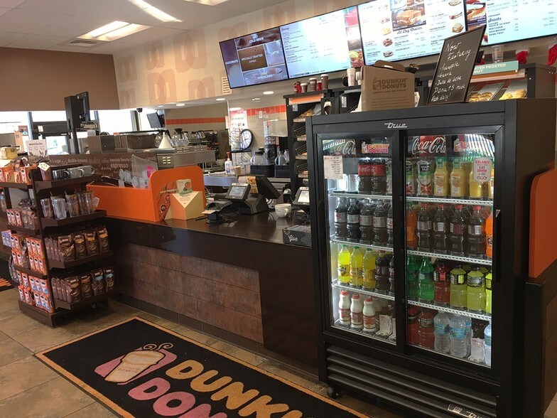 More Photos Of 13458 Landstar Blvd, Orlando Restaurant For Sale