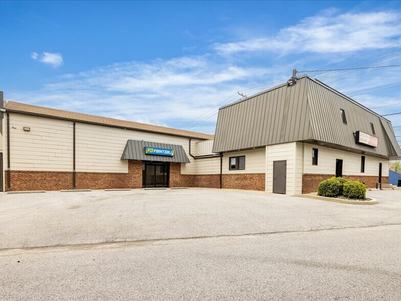 More Photos Of 7950 Fort Smallwood Rd, Baltimore Light Distribution For Lease