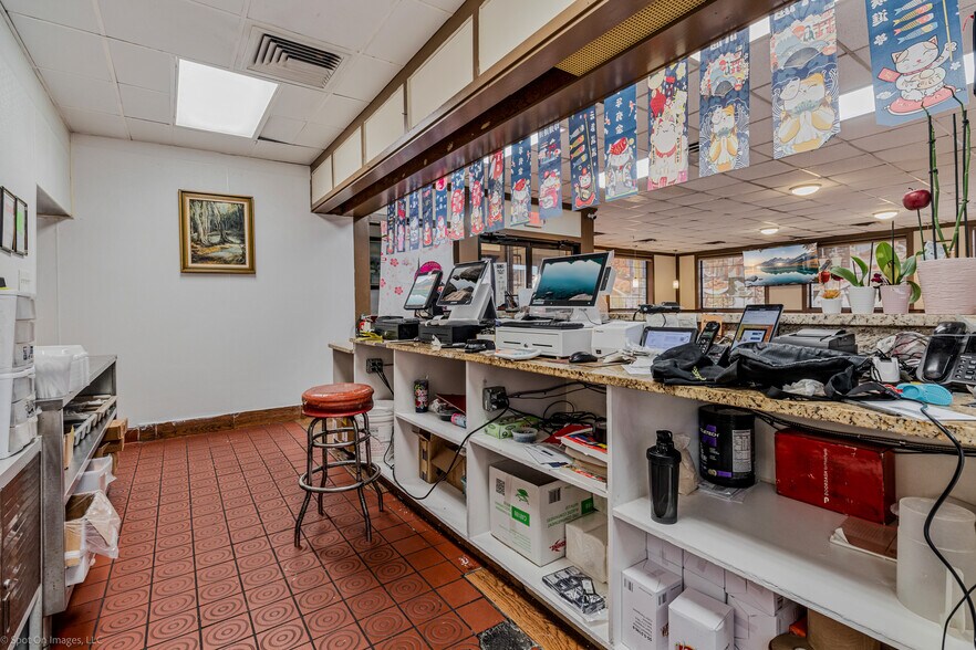 More Photos Of 645 Harwood Rd, Bedford Restaurant For Sale