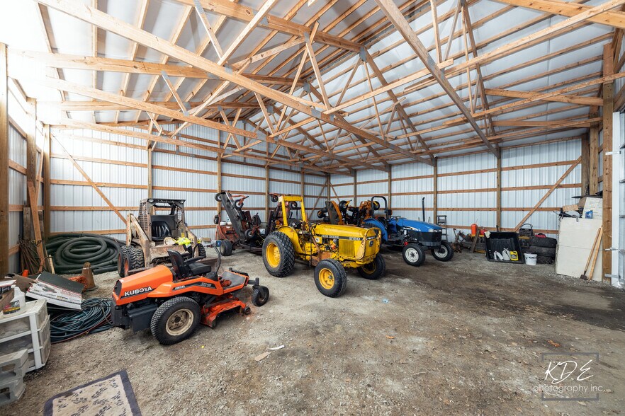 More Photos Of 12727 US-30, Hinckley Airport For Sale