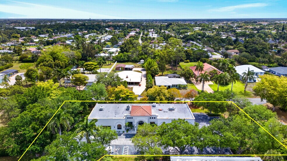 More Photos Of 3820 Via Del Rey, Bonita Springs Medical For Sale