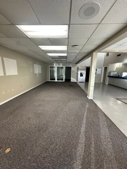 More Photos Of 301-305 N Goose Creek Blvd, Goose Creek Unknown For Lease
