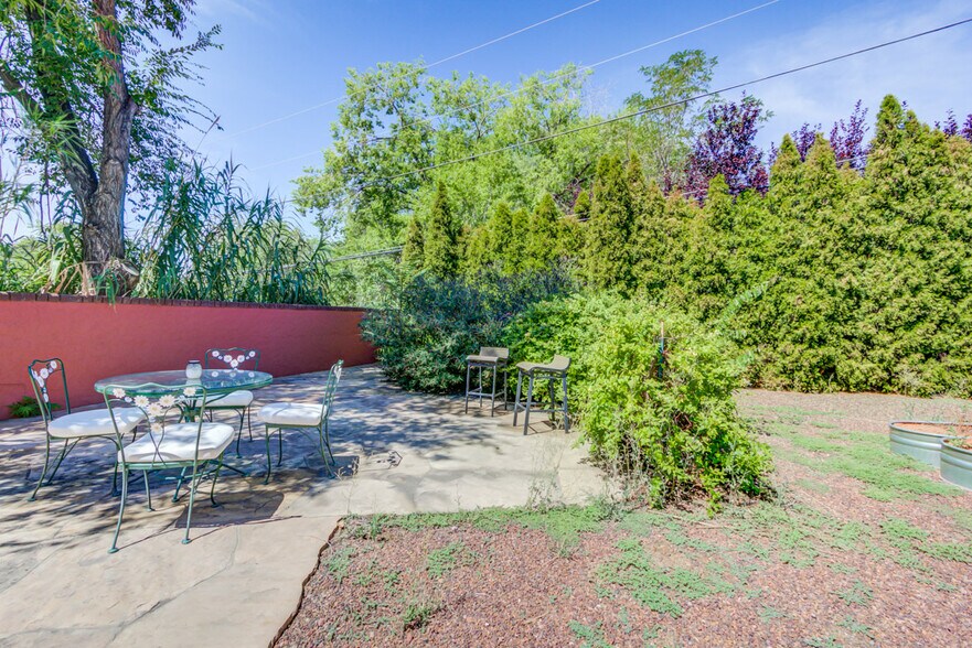 More Photos Of 45 Birch Blvd, Sedona Medical For Lease