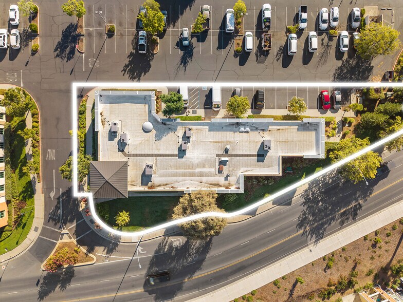 More Photos Of 82 Table Mountain Blvd, Oroville Office For Sale