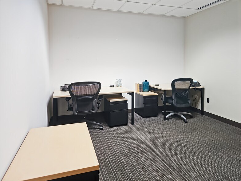 More Photos Of 200 S Executive Dr, Brookfield Coworking Space