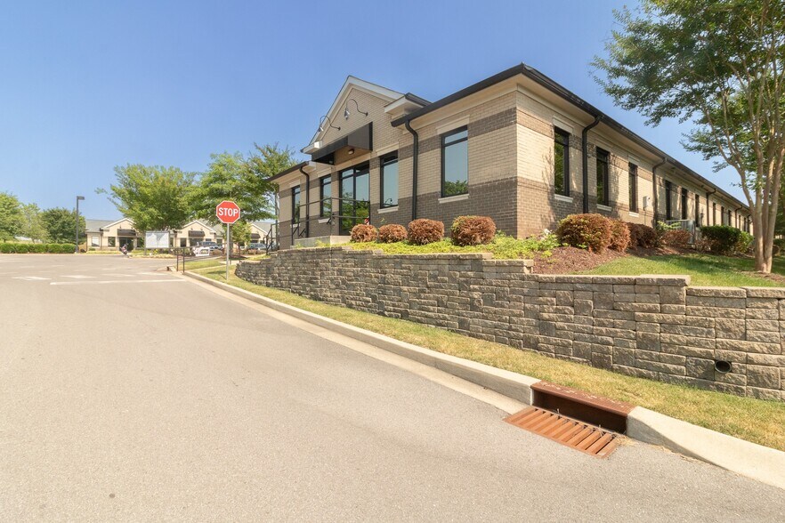 More Photos Of 174 Saundersville Rd, Hendersonville Medical For Sale