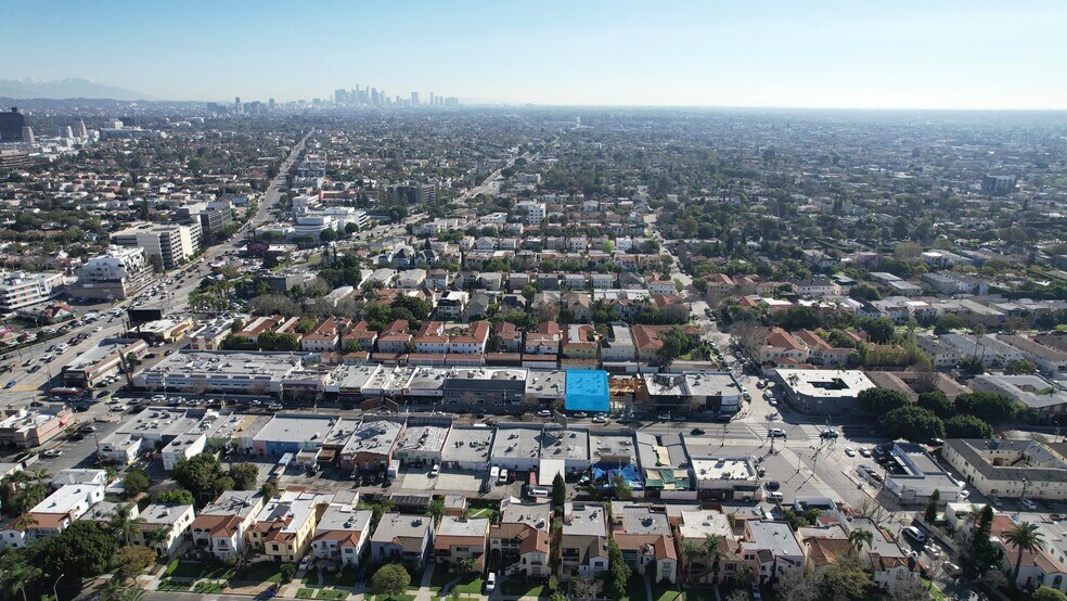 More Photos Of 1066-1070 S Fairfax Ave, Los Angeles Restaurant For Lease