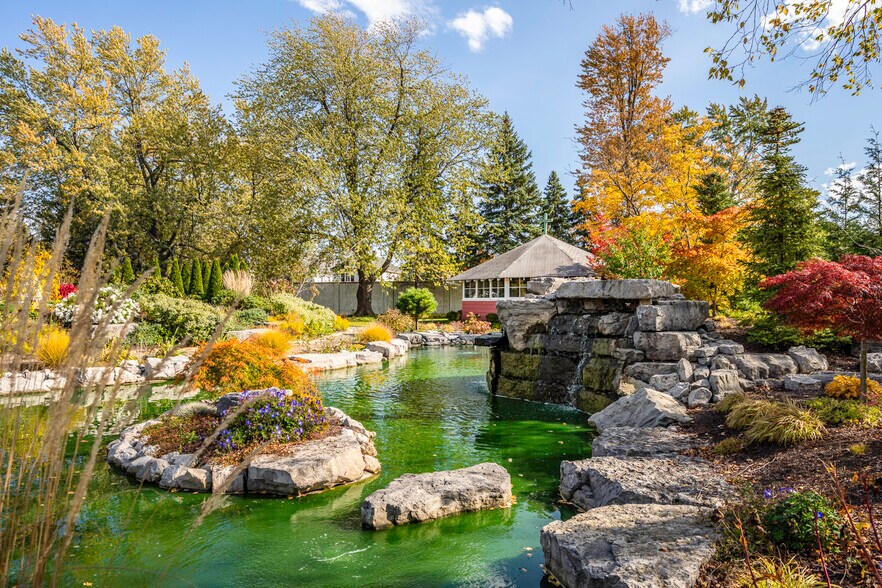 More Photos Of 94 Shoshone st, Buffalo Religious Facility For Sale