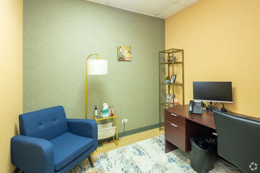 More Photos Of 1240 Il Route 83, Bensenville Medical For Sale