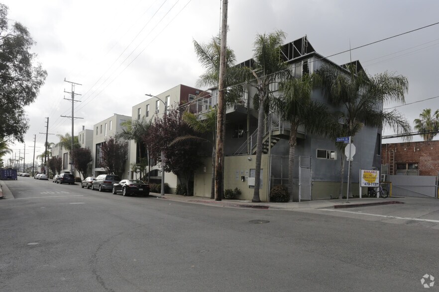 More Photos Of 1201-1291 Electric Ave, Venice Loft Creative Space For Lease