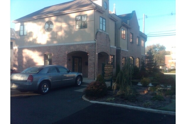 More Photos Of 263 Washington Ave, Dumont Medical For Lease