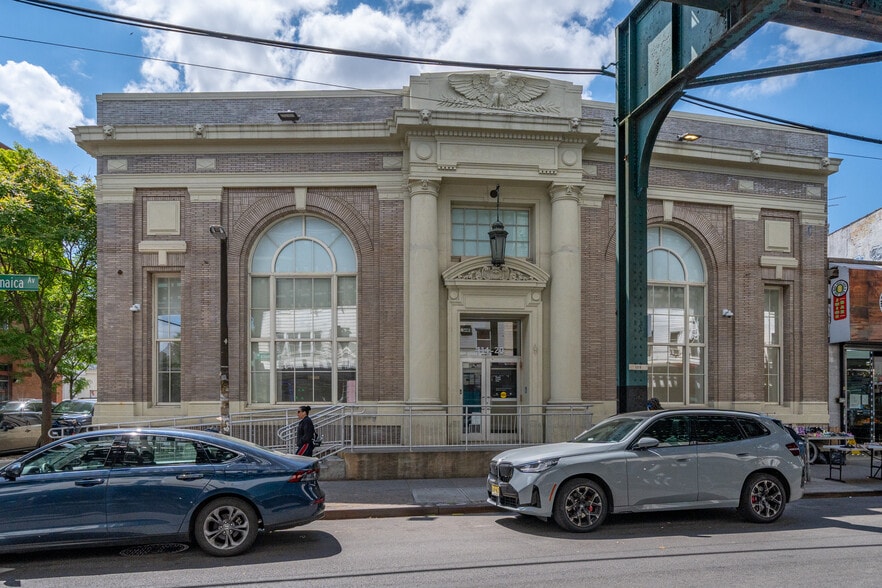 Primary Photo Of 114-20 Jamaica Ave, Jamaica Bank For Sale
