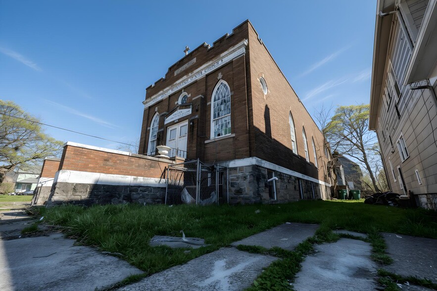 More Photos Of 1215 South Ave, Niagara Falls Religious Facility For Sale
