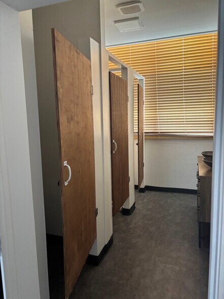 More Photos Of 12133 Henry St, Claxton Specialty For Sale