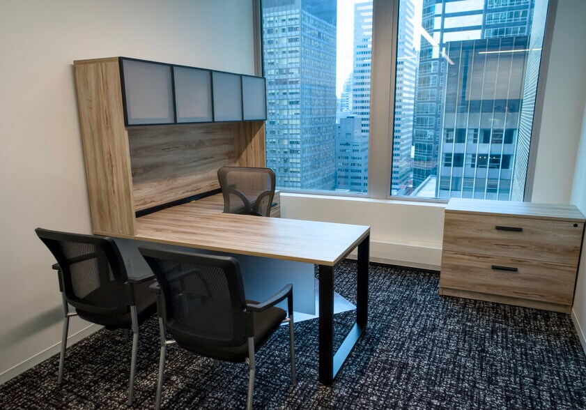 More Photos Of 825 Third Ave, New York Coworking Space