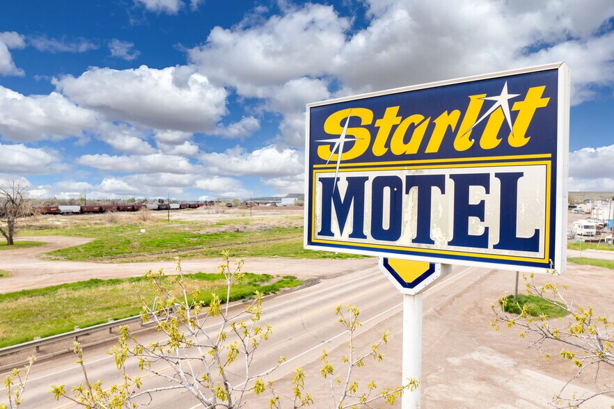 More Photos Of 1521 1st Ave NW, Great Falls Hotel For Sale