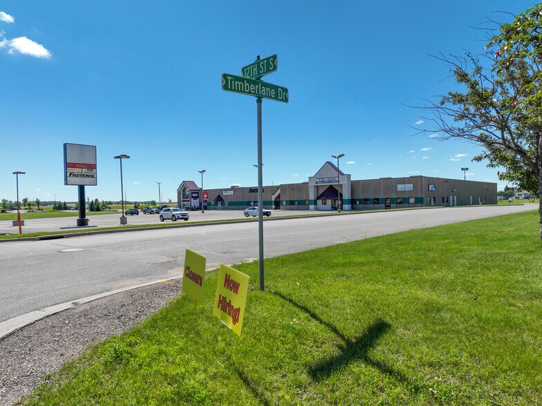 More Photos Of 1227 Timberlane Dr, Sauk Centre General Retail For Sale