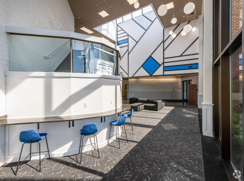 More Photos Of 1 Monarch Dr, Littleton Office For Lease