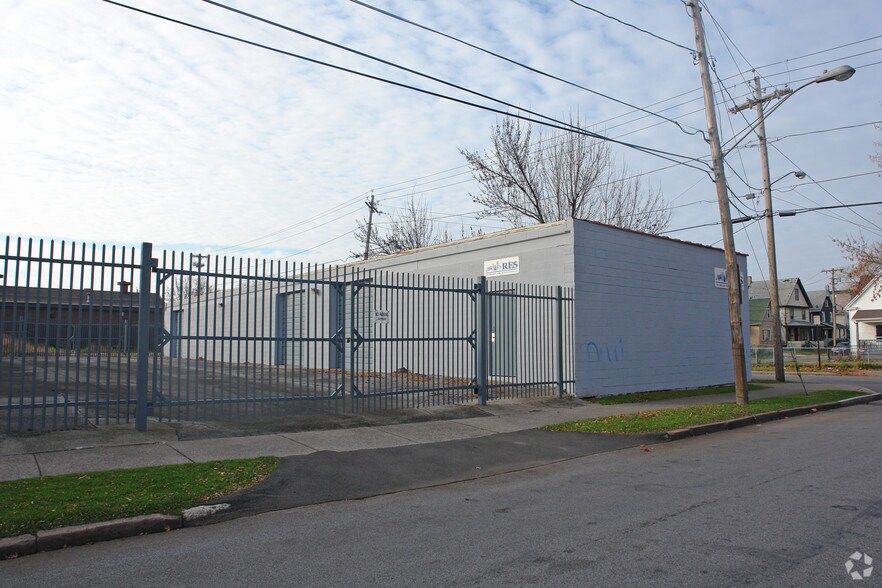 More Photos Of 580 Child St, Rochester Warehouse For Sale