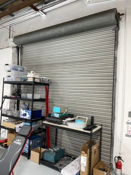 More Photos Of 6011 Benjamin Rd, Tampa Light Distribution For Lease