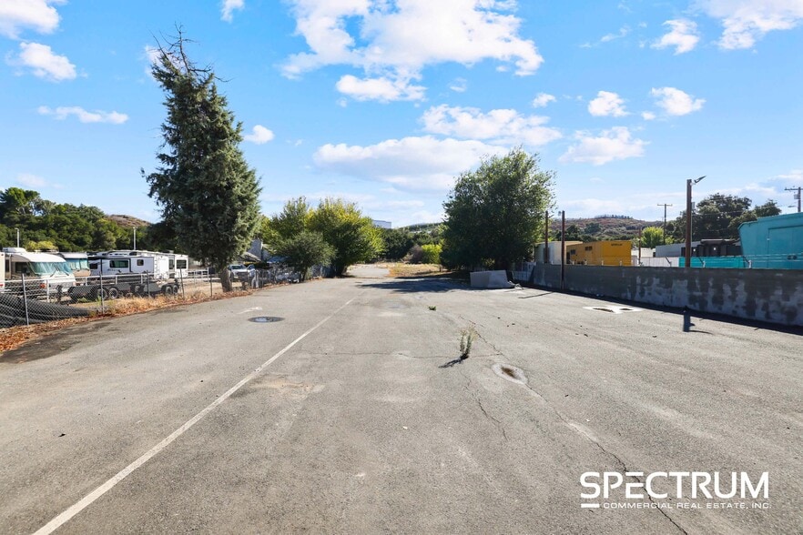 More Photos Of 23642 Pine St, Santa Clarita Land For Sale