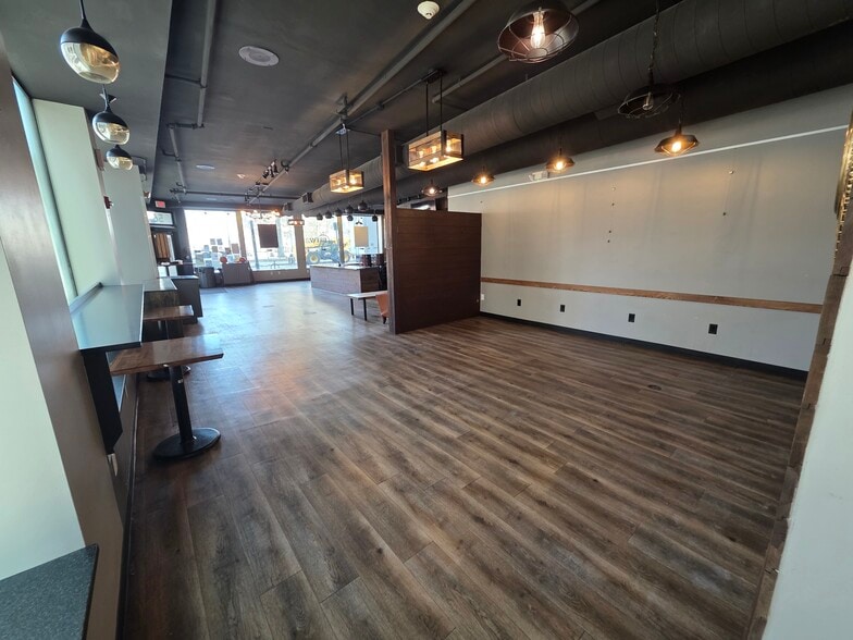 More Photos Of 60 Franklin St, Worcester Apartments For Lease