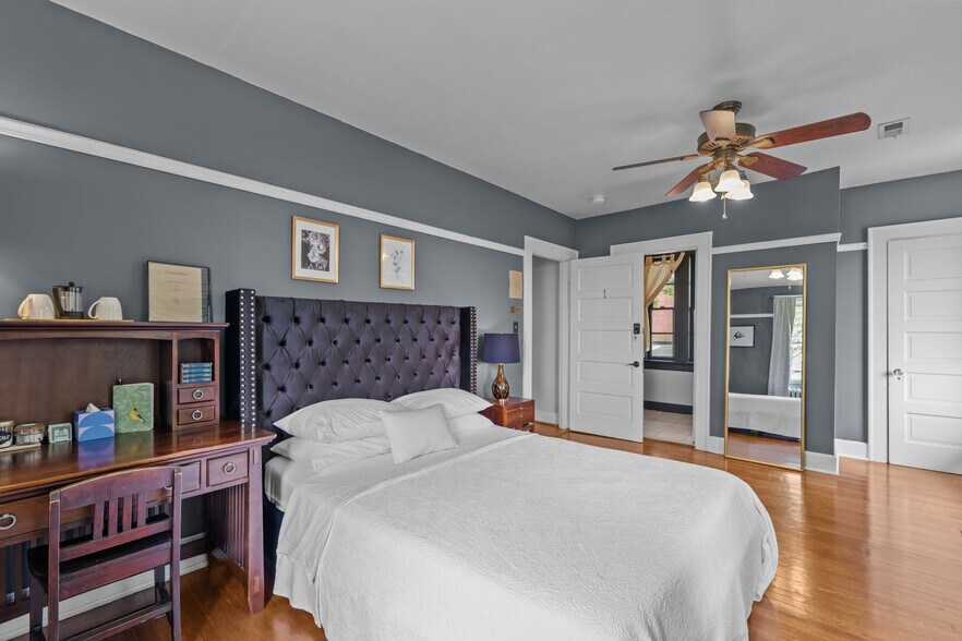 More Photos Of 1231 Boissevain Ave, Norfolk General Retail For Sale