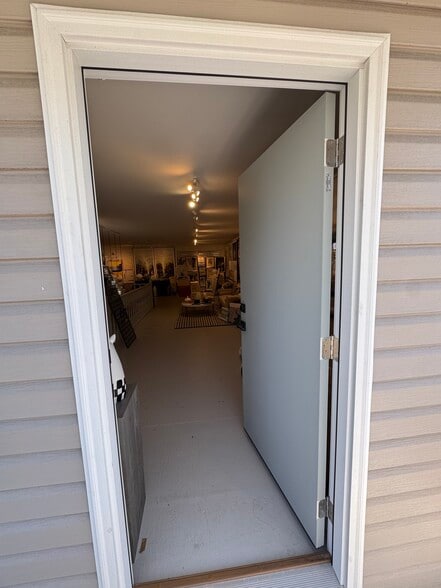 More Photos Of 1113 N 9th Ave, Pensacola Freestanding For Lease