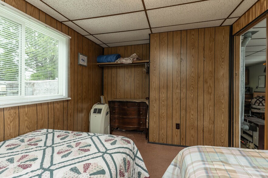 More Photos Of 229 E Lake Emily Rd, Crystal Falls Trailer Camper Park For Sale