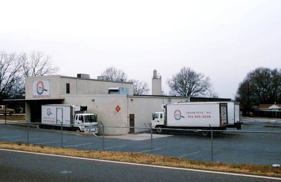 More Photos Of 311-333 Oakdale Rd, Charlotte Food Processing For Sale