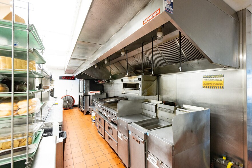 More Photos Of 311 Union St, The Dalles Restaurant For Sale