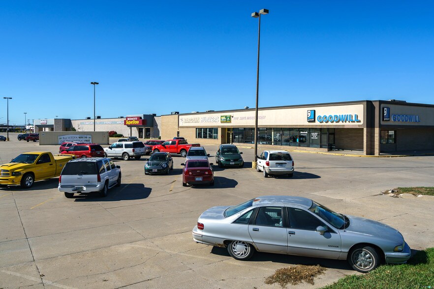 More Photos Of 919 S 20th St, Norfolk Unknown For Lease