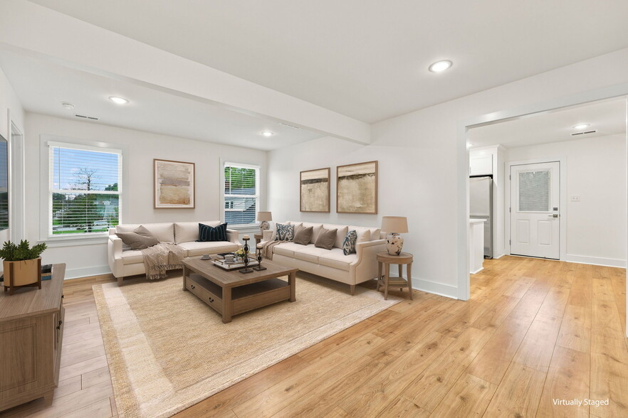 More Photos Of 112 Buckroe Ave, Hampton Storefront Retail Residential For Sale