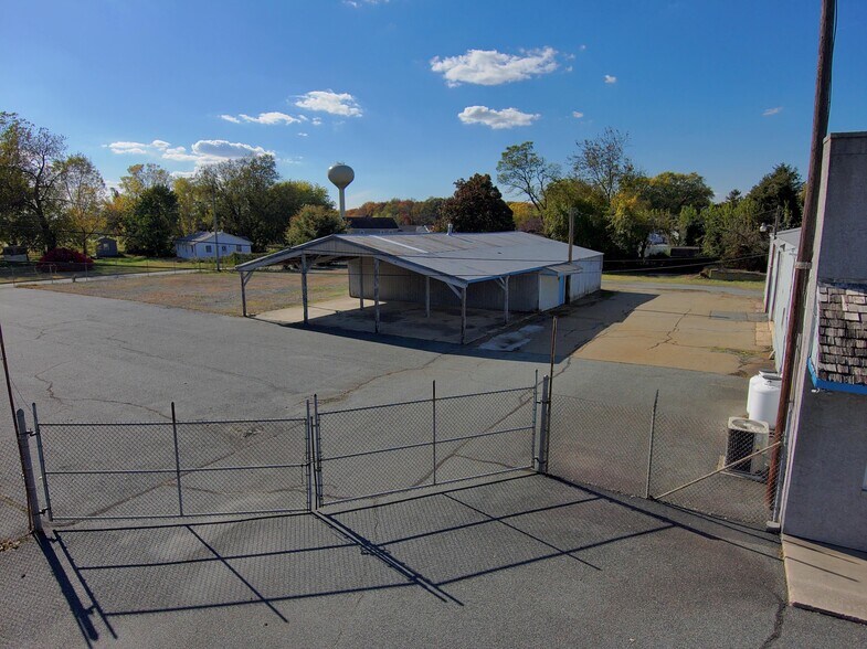 More Photos Of 145 S Bohemia Ave, Cecilton Light Distribution For Sale