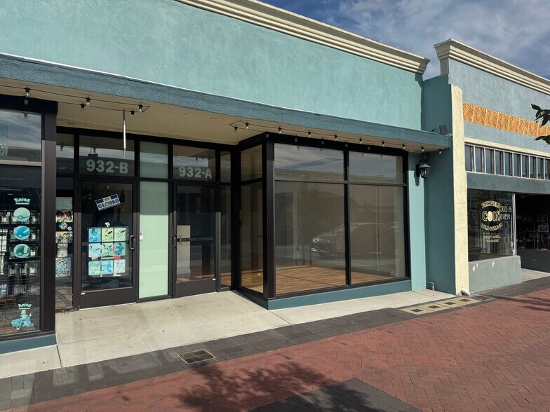 Primary Photo Of 912-932 Texas St, Fairfield Storefront For Lease