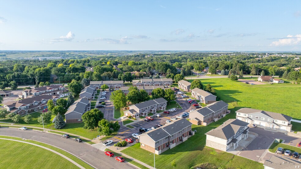 Primary Photo Of 4536 E Brennan Dr, Sioux Falls Multifamily For Sale