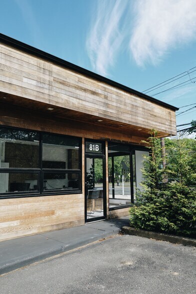 More Photos Of 81 Montauk Hwy, Wainscott Storefront Retail Office For Lease