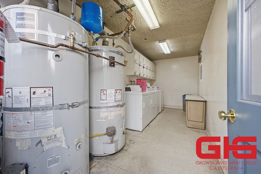 More Photos Of 411 N Chapel Ave, Alhambra Apartments For Sale