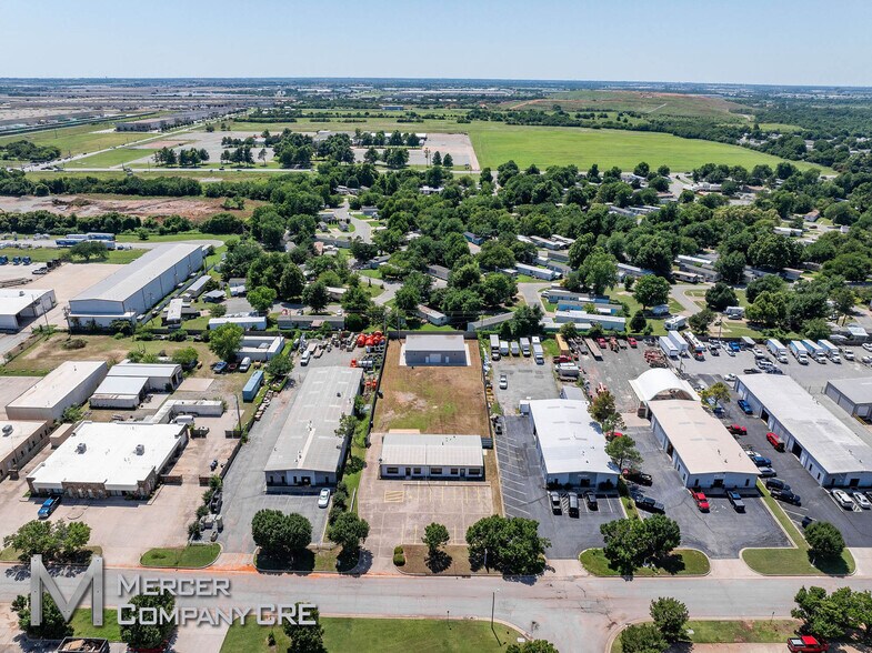 More Photos Of 2601 S Purdue Ave, Oklahoma City Flex For Lease