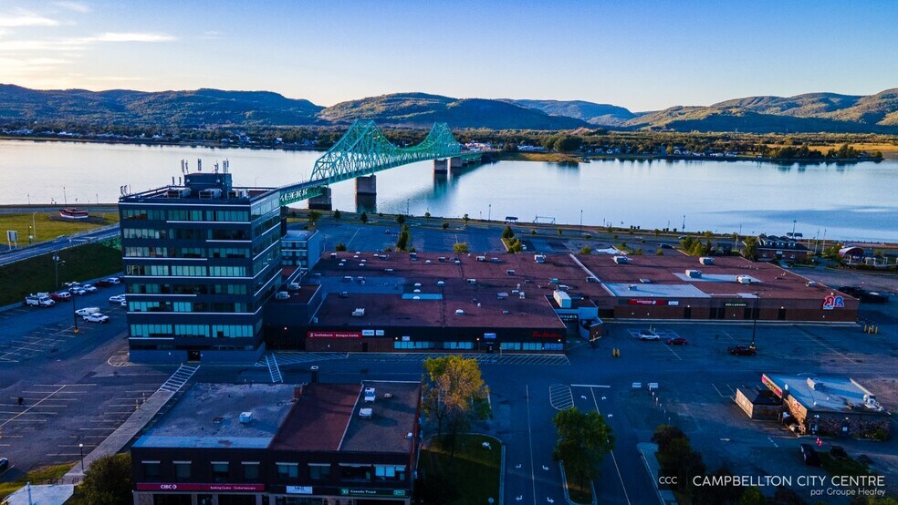 More Photos Of 157 Water St, Campbellton Hotel For Lease