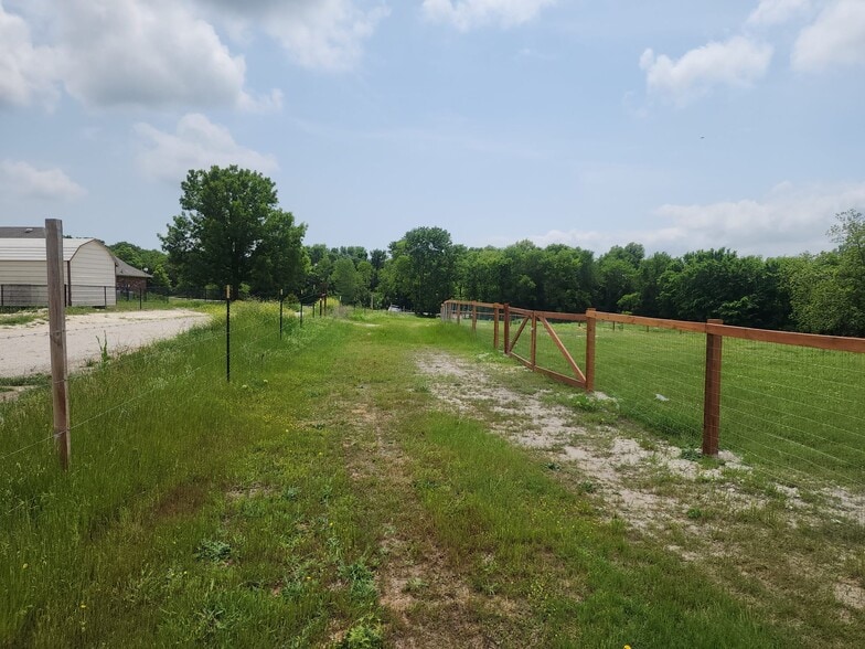 More Photos Of 2895 County Road 341, McKinney Land For Lease