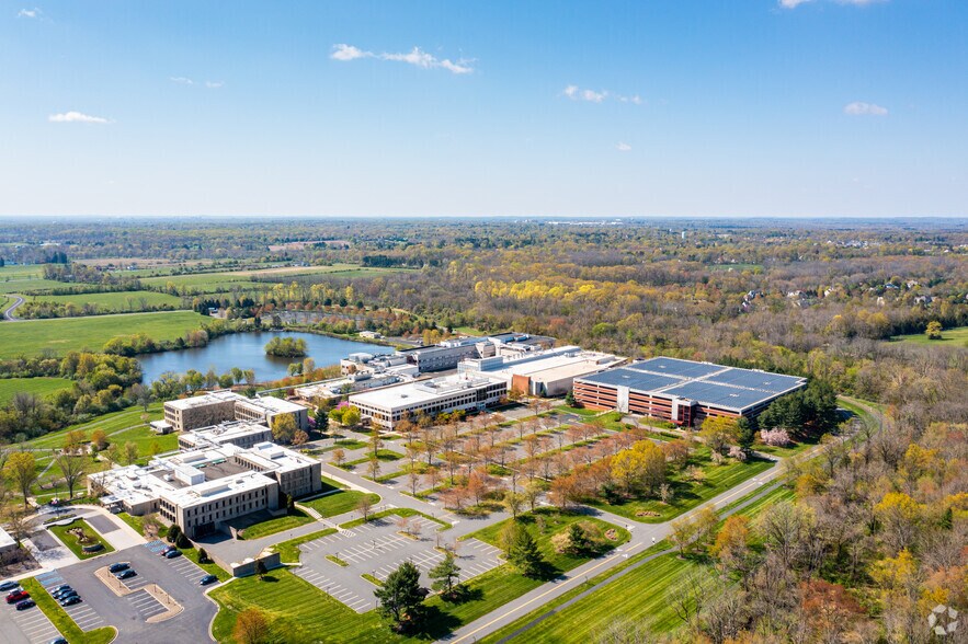 More Photos Of 311 Pennington Rocky Hill Rd, Pennington Research And Development For Lease