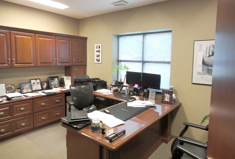 More Photos Of 15600 35th Ave N, Plymouth Office For Lease