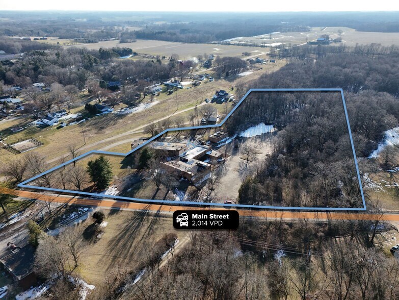 More Photos Of 15198 N Main St, Buchanan Office For Sale