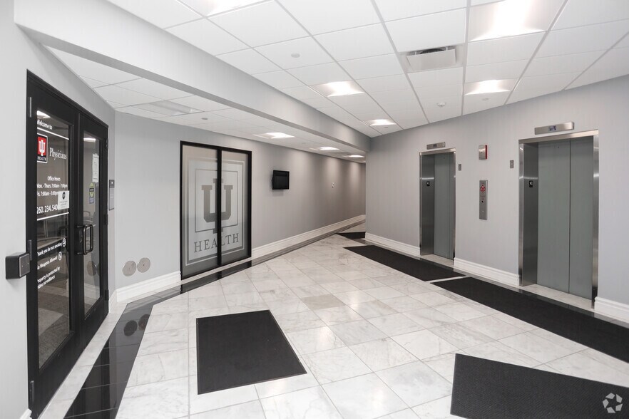 More Photos Of 7230 Engle Rd, Fort Wayne Medical For Lease