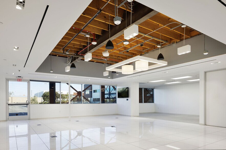 More Photos Of 2201 E El Segundo Blvd, El Segundo Office For Sale